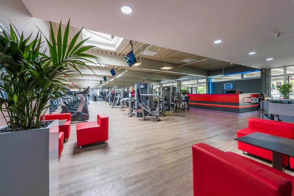 Trainingsbereich · Clever Fit Fitnessstudio Aalen