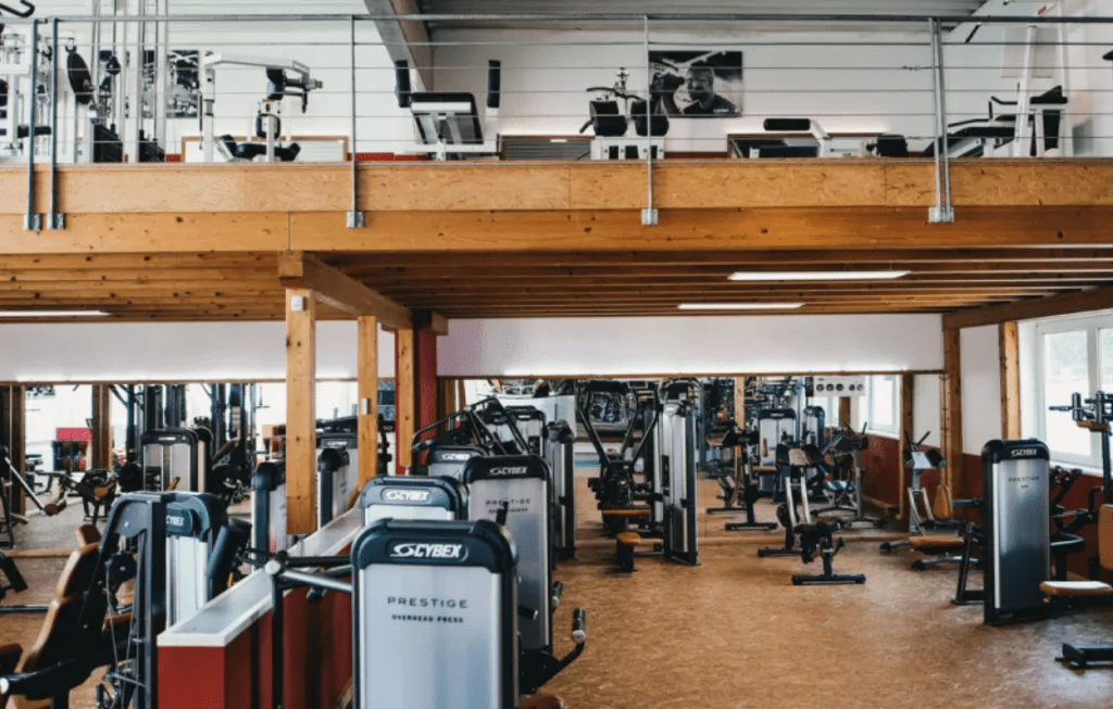 Trainingsbereich · FITNESS & SQUASH Krems
