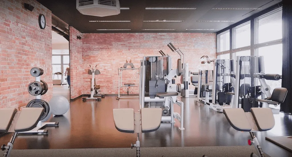 Trainingsbereich · McFIT Fitnessstudio München Obersendling