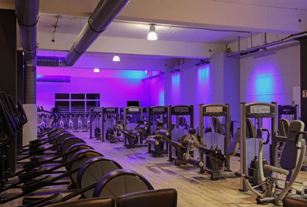 Trainingsbereich · Puls Fitness Dusseldorf