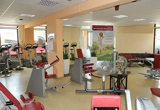 Trainingsbereich · Formel 4 Frauen Fitness Dresden Striesen