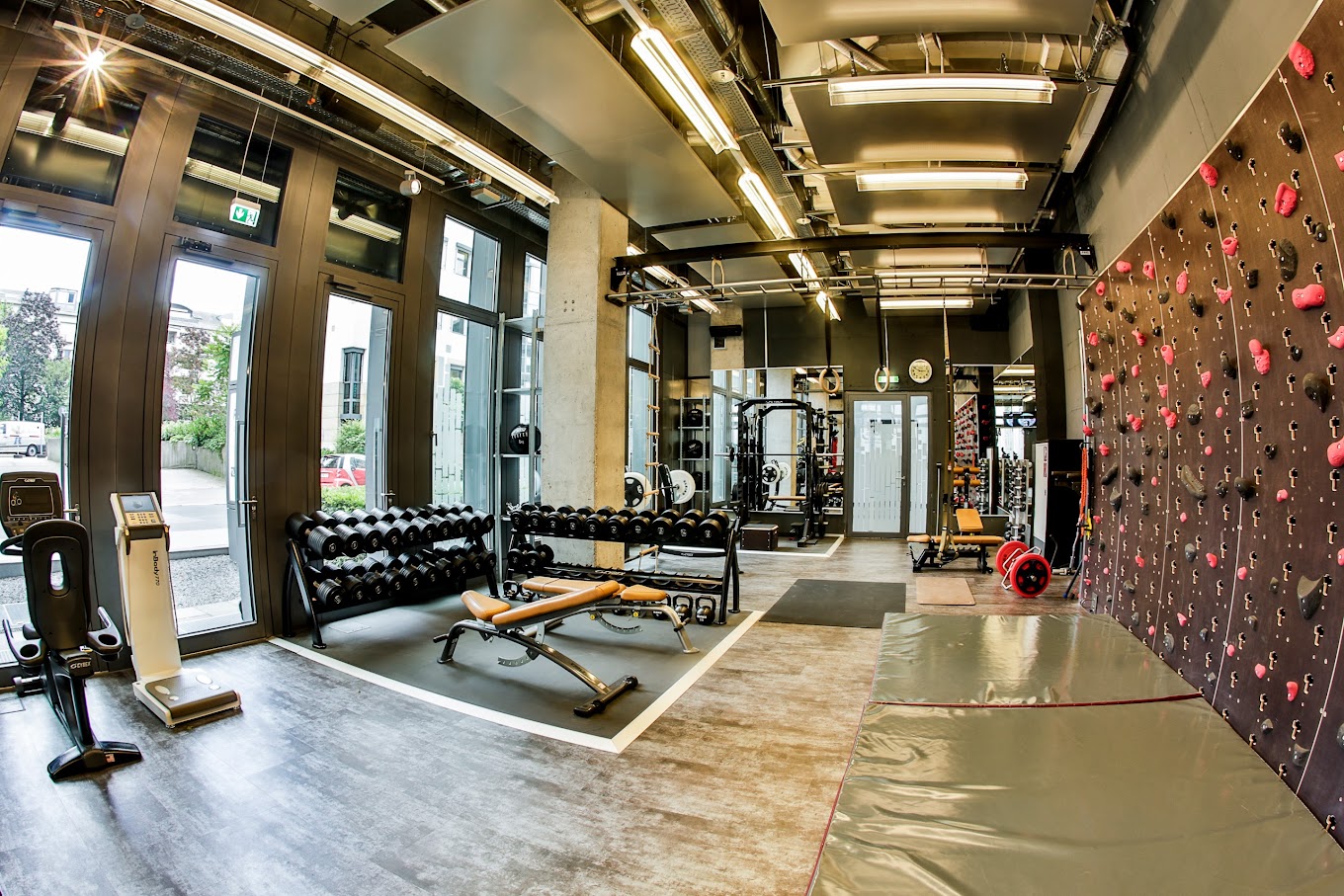 Prime Time Fitness Berger Straße Frankfurt Am Main gymsider.com